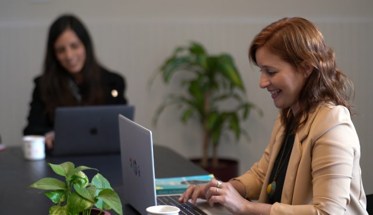 An Insider’s Guide to Translation Vendor Management - Portada