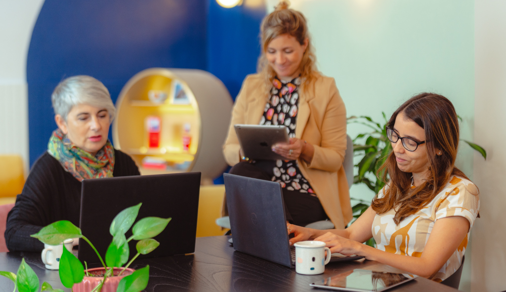 Humans at the Core A Human-Centered Approach to HR - Portada